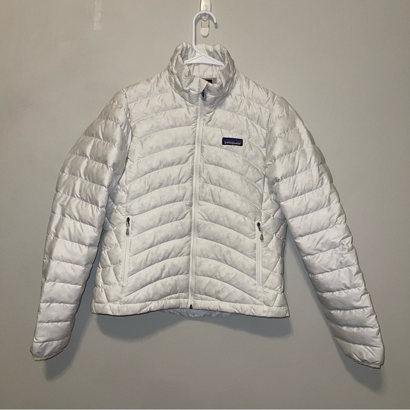 Patagonia Woman Down Jacket Size S - Picture 8 of 8